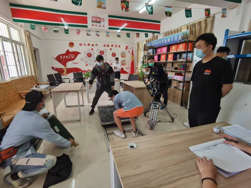 追星女孩心理学分析报告：内乡县广告片拍摄公司揭秘饭圈应援式传播逻辑